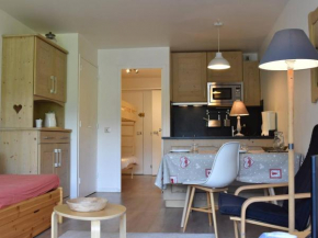 Studio pour 4 personnes à Méribel - Centre avec balcon et parking privé - FR-1-180-206